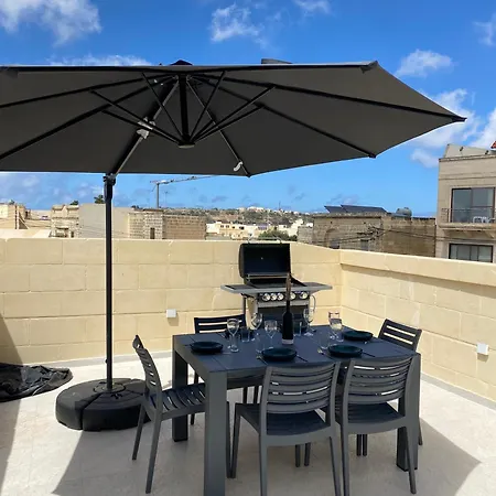 Brand New Designer Townhouse - Sunset Views