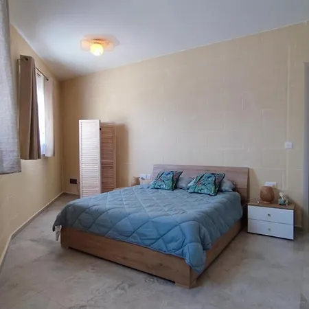 Dom wakacyjny Brand New Designer Townhouse - Sunset Views Xewkija