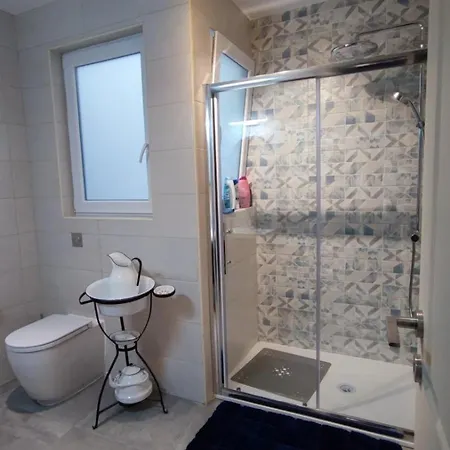 Dom wakacyjny Brand New Designer Townhouse - Sunset Views